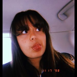 Meet your Posher, Val